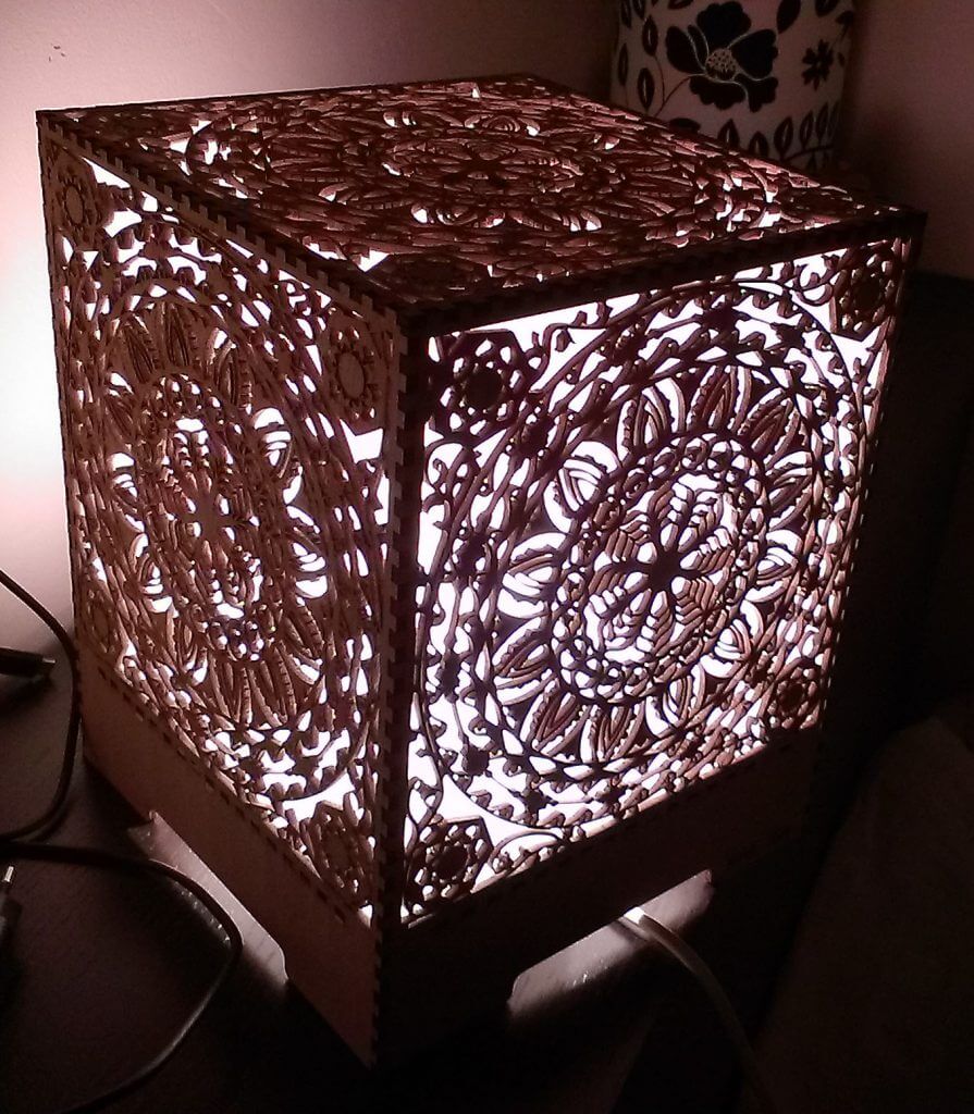 Mandala decorative lamp live