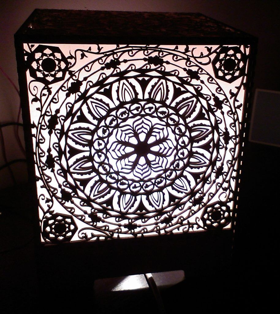 Mandala decorative lamp live front
